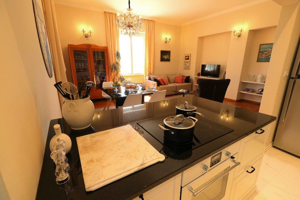 Apartment Miramare On The Beach Split Kültér fotó